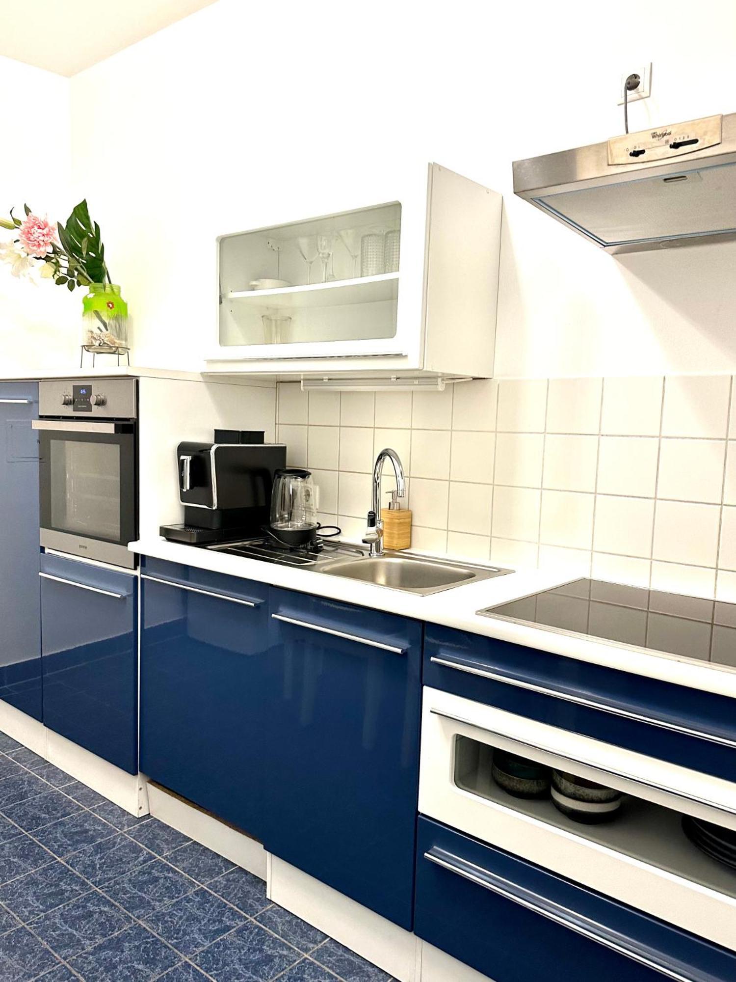 City Center Apartment Wina Bagian luar foto
